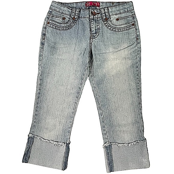 Glo Jeans Capri pants size 5 light wash, butterfly on pockets, rolled cuffs - Picture 1 of 15